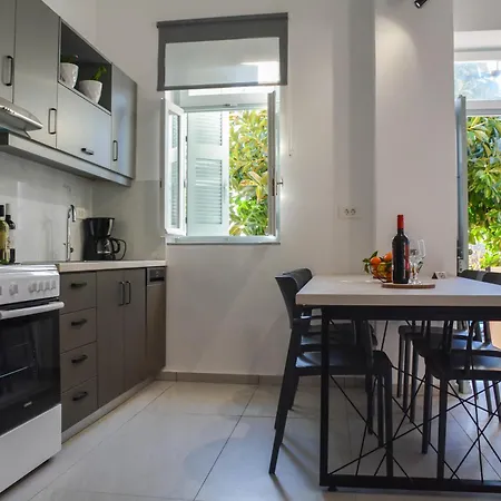 Holiday home Thin Alos House